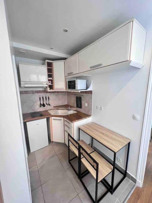 Super Appartement T2 Proche De Tour Eiffel Paris Luaran gambar