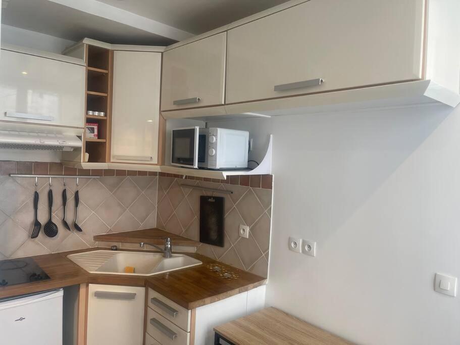 Super Appartement T2 Proche De Tour Eiffel Paris Luaran gambar
