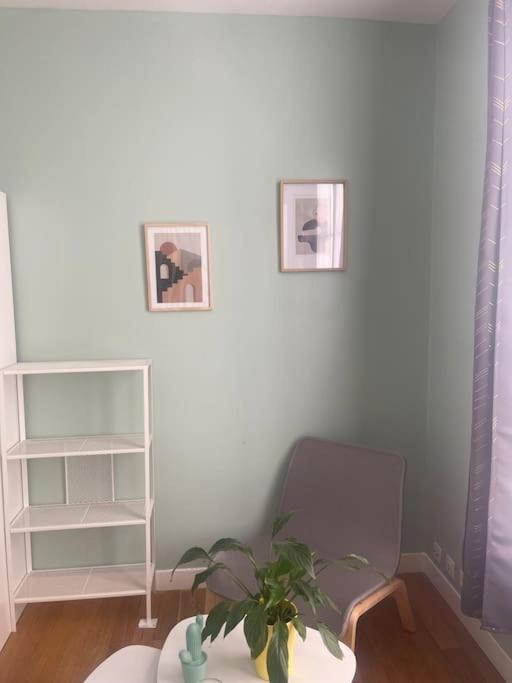 Super Appartement T2 Proche De Tour Eiffel Paris Luaran gambar